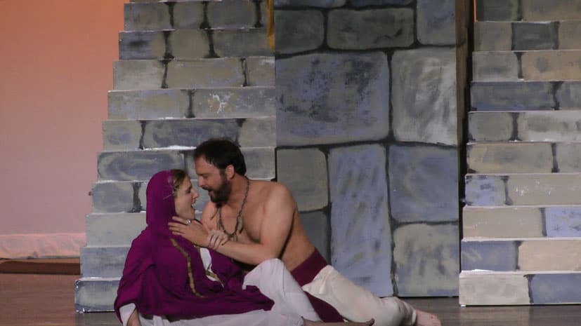 John Rodger in Pearl Fishers, pic 3